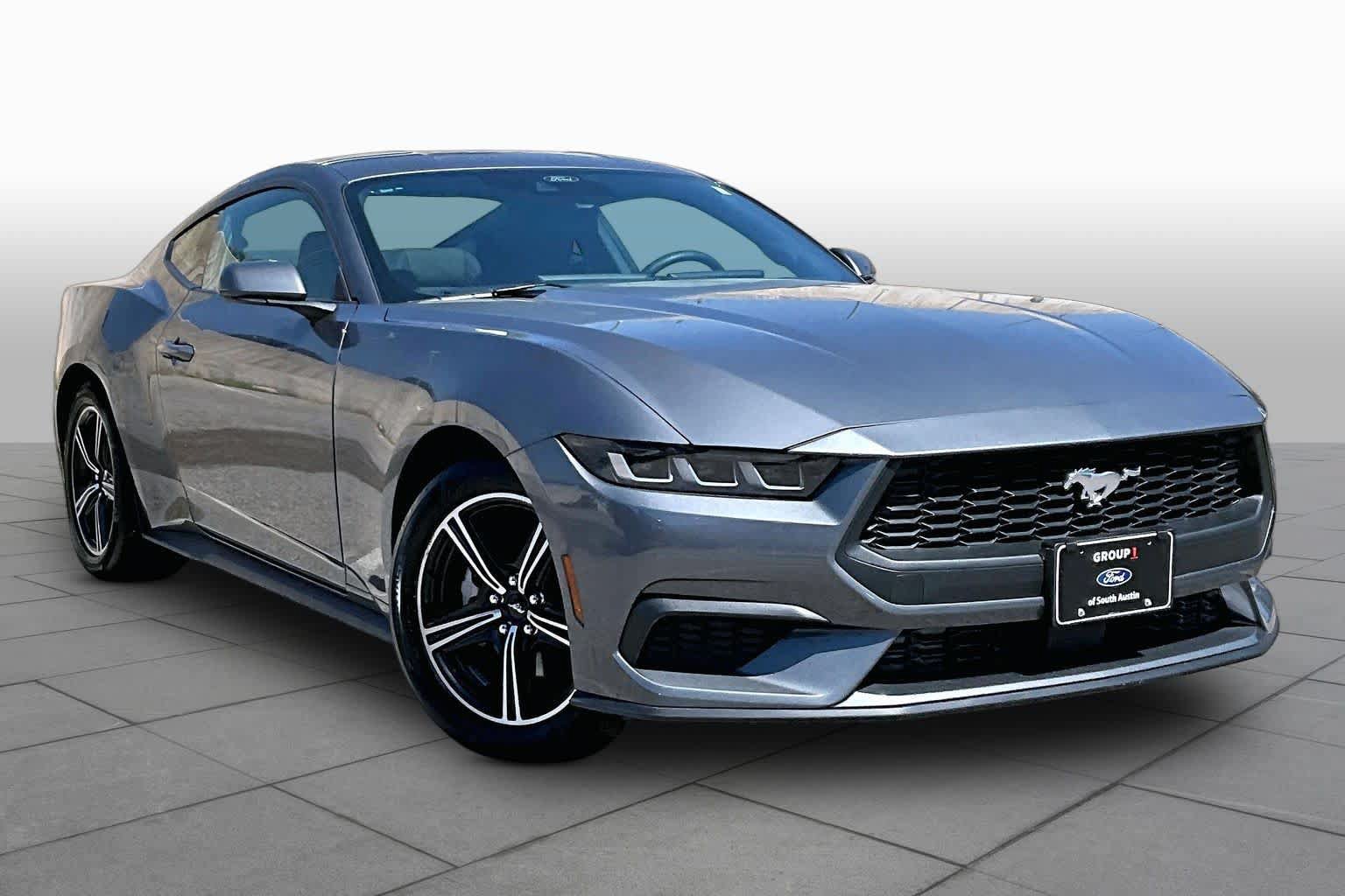 Certified 2024 Ford Mustang Coupe RWD image 3