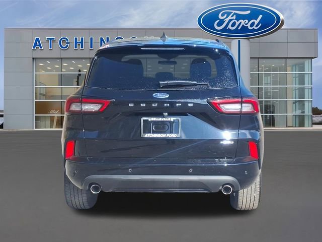 Certified 2023 Ford Escape ST-Line Select w/ Tech Pack #2 image 3