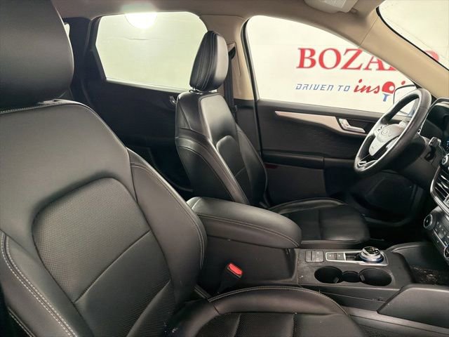 Certified 2020 Ford Escape SEL FWD image 16