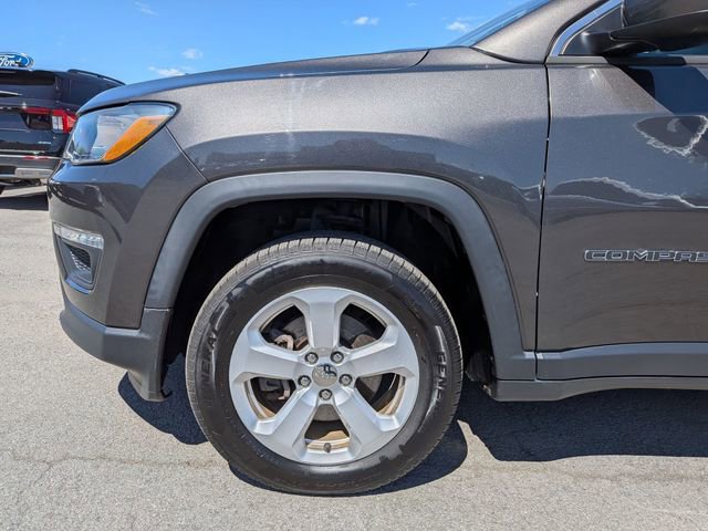 Used 2020 Jeep Compass Latitude w/ Cold Weather Group AWD/4WD image 21