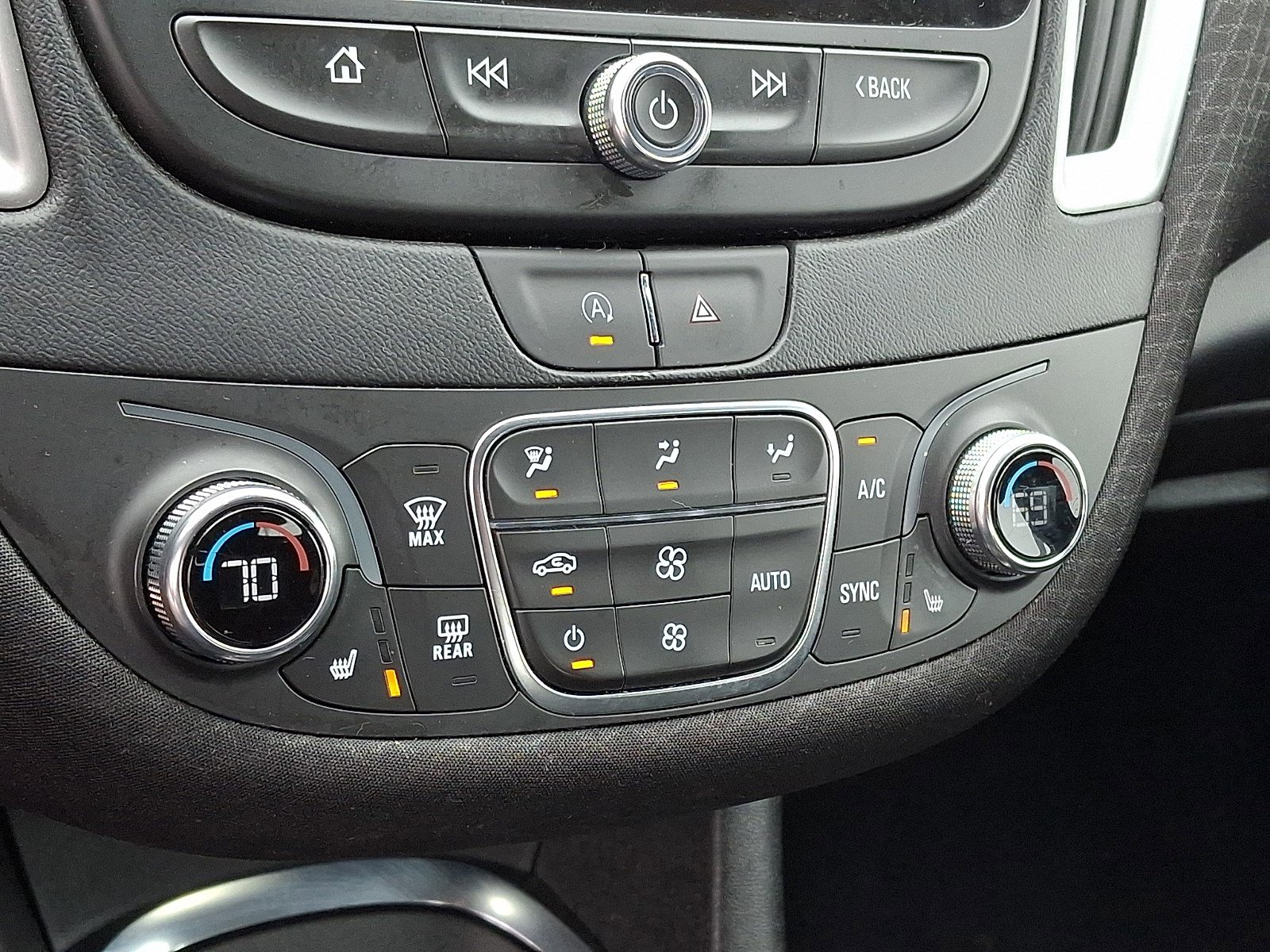 Used 2023 Chevrolet Malibu LT image 14