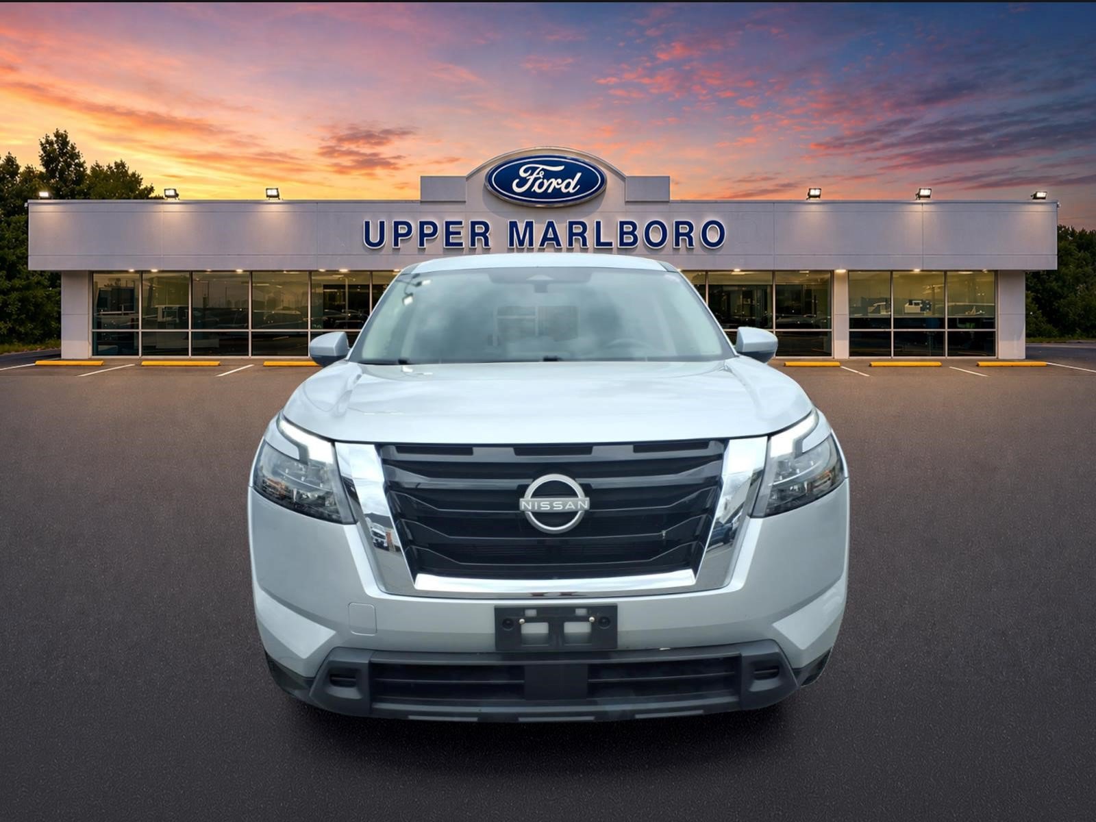 Used 2024 Nissan Pathfinder SV AWD/4WD image 3