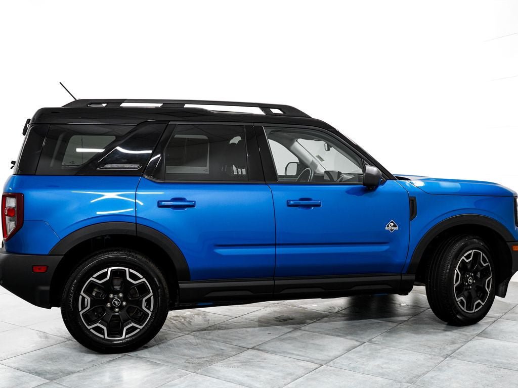 Certified 2025 Ford Bronco Sport Outer Banks w/ Outer Banks Tech Package+ AWD/4WD image 7