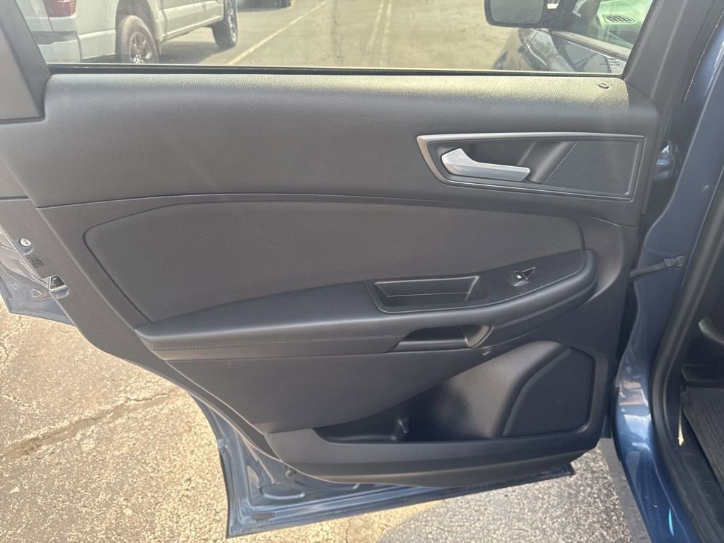 Certified 2019 Ford Edge SE FWD image 36