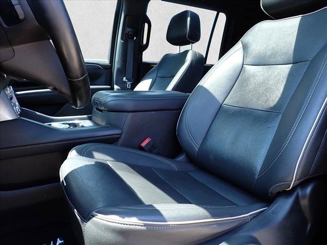 Used 2023 GMC Yukon XL SLT w/ SLT Luxury Package AWD/4WD image 15