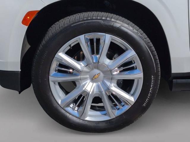 Used 2022 Chevrolet Tahoe High Country w/ Premium Package 2 AWD/4WD image 9