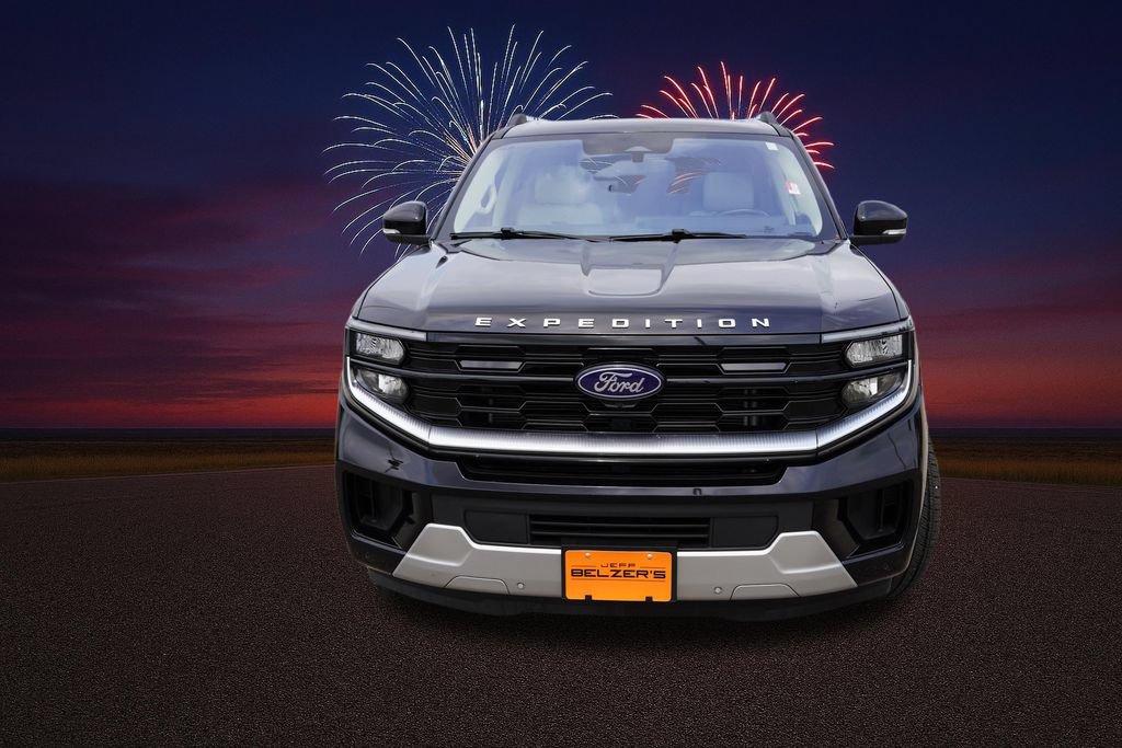 Certified 2025 Ford Expedition Platinum w/ Driver's Package AWD/4WD image 12