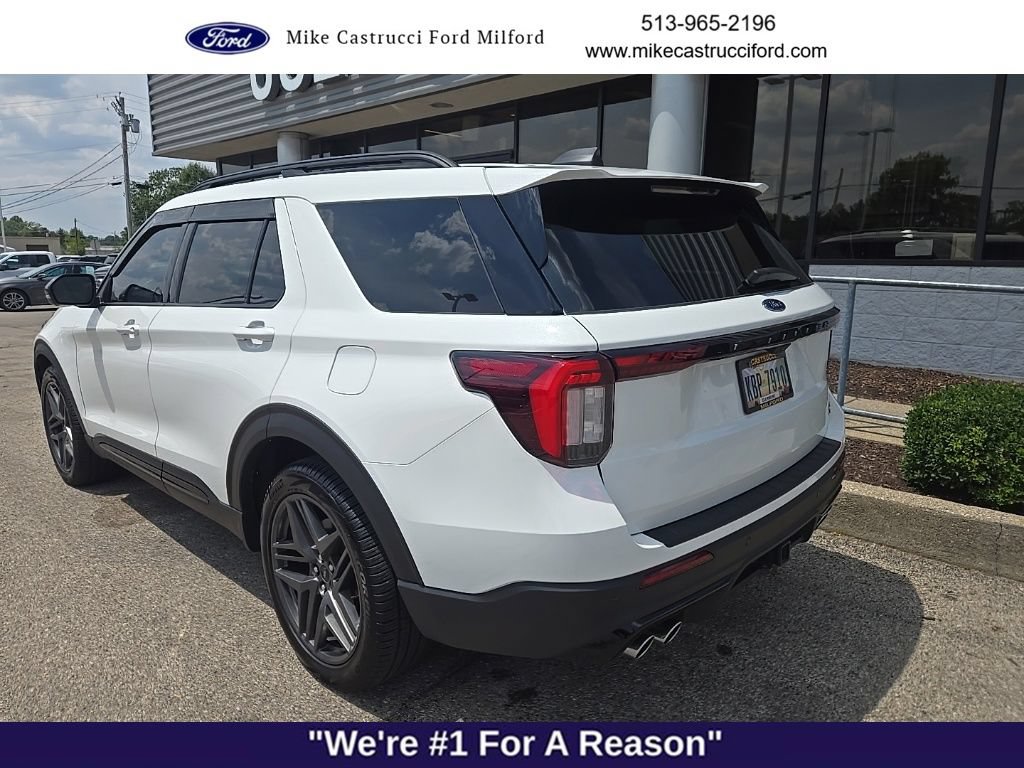 Certified 2025 Ford Explorer ST w/ Sun And Sound Package AWD/4WD image 4