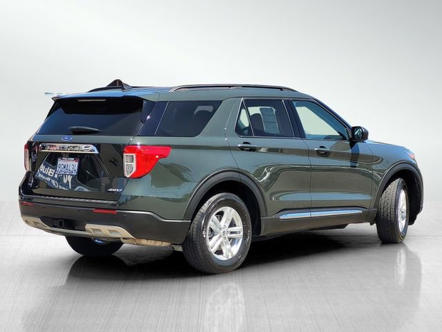 Certified 2023 Ford Explorer XLT w/ Equipment Group 202A AWD/4WD image 4