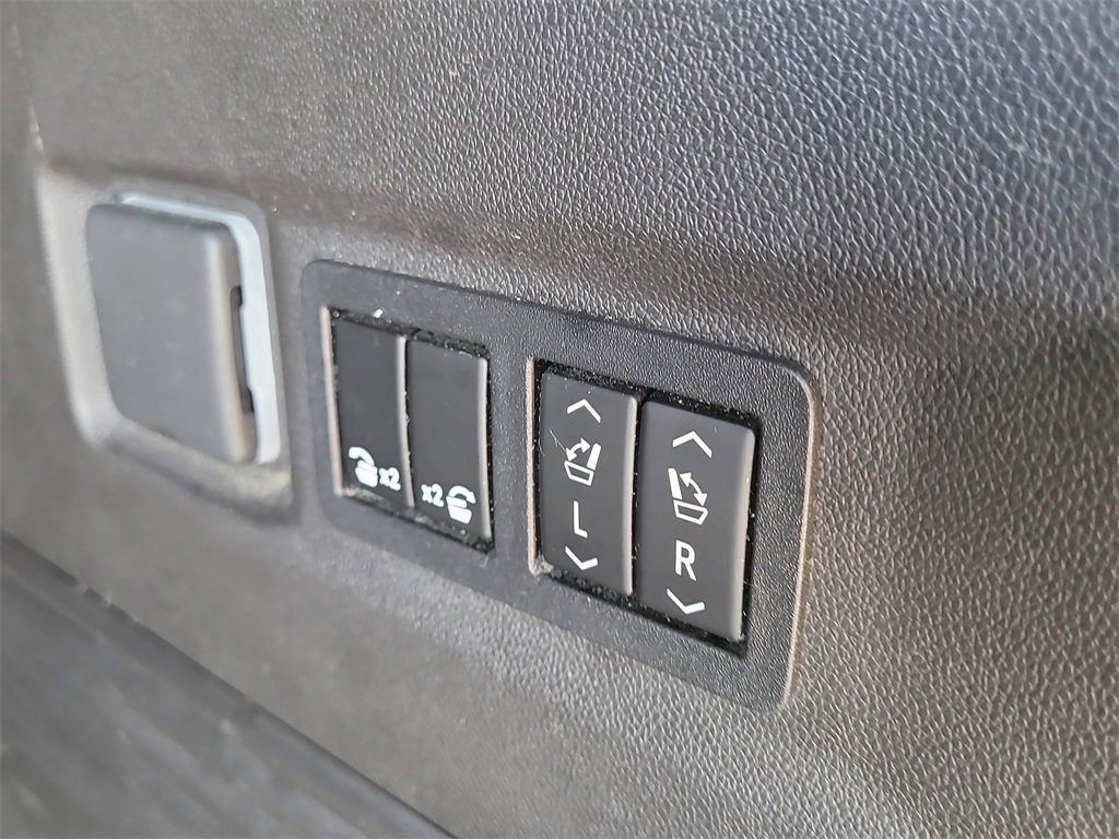 Used 2021 Chevrolet Tahoe Premier image 10