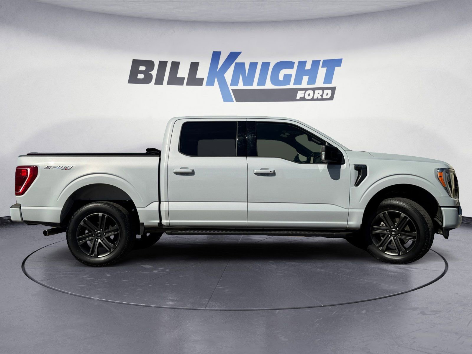 Certified 2022 Ford F150 XLT w/ Equipment Group 302A High image 6