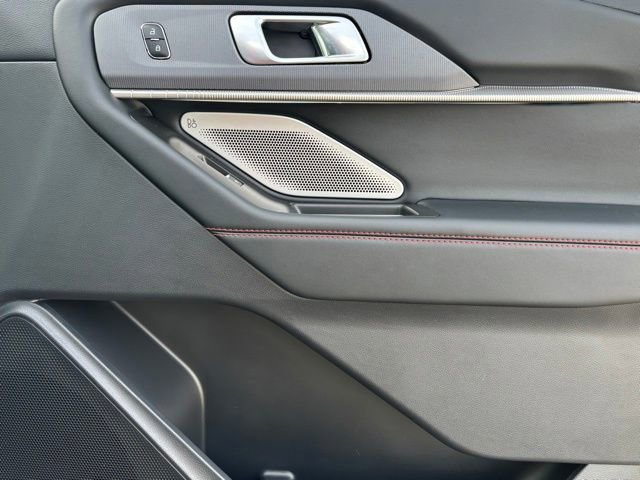 Certified 2025 Ford Explorer ST image 23