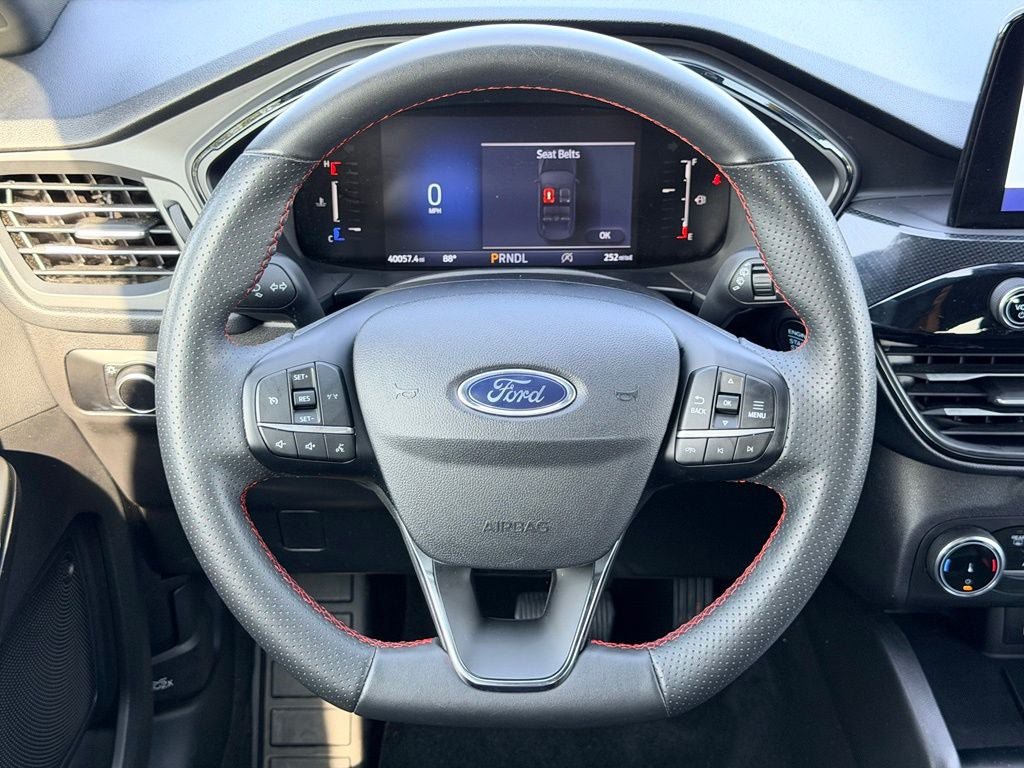 Certified 2025 Ford Escape ST-Line FWD image 19