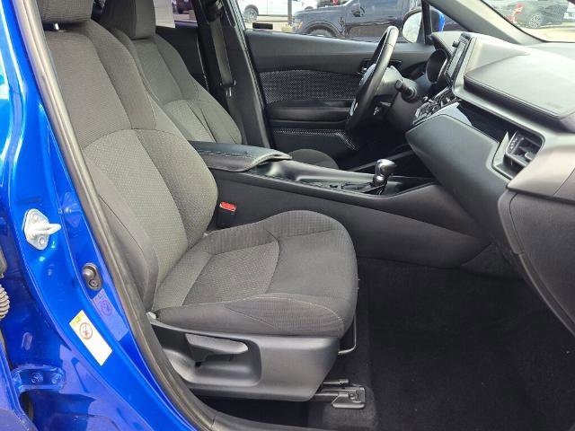 Used 2018 Toyota C-HR XLE image 9