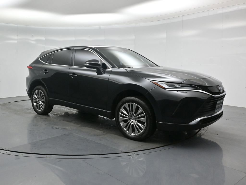 Used 2024 Toyota Venza Limited image 8