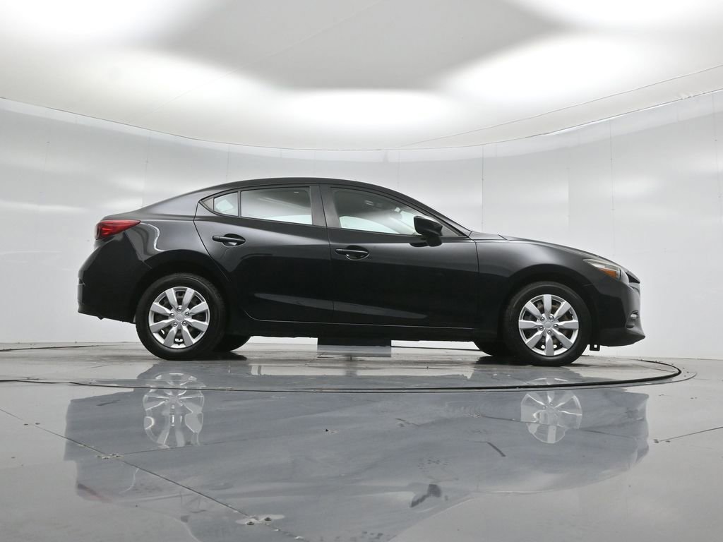 Used 2018 MAZDA MAZDA3 Sport image 11