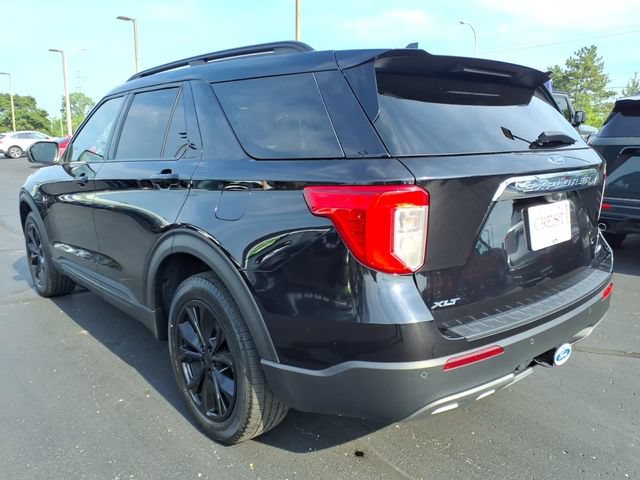 Certified 2022 Ford Explorer XLT w/ Equipment Group 202A AWD/4WD image 4