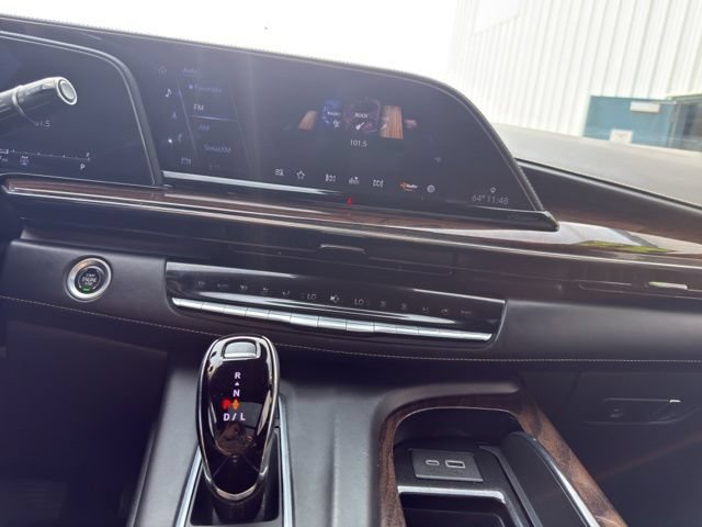 Used 2022 Cadillac Escalade Sport Platinum AWD/4WD image 31