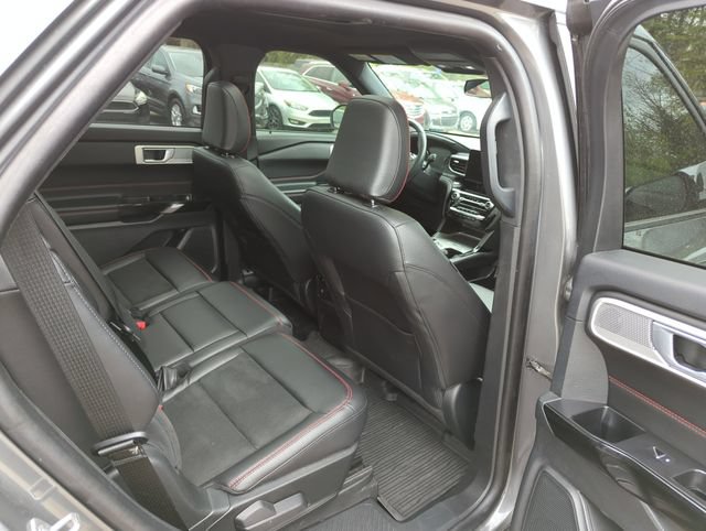 Certified 2023 Ford Explorer ST-Line AWD/4WD image 19