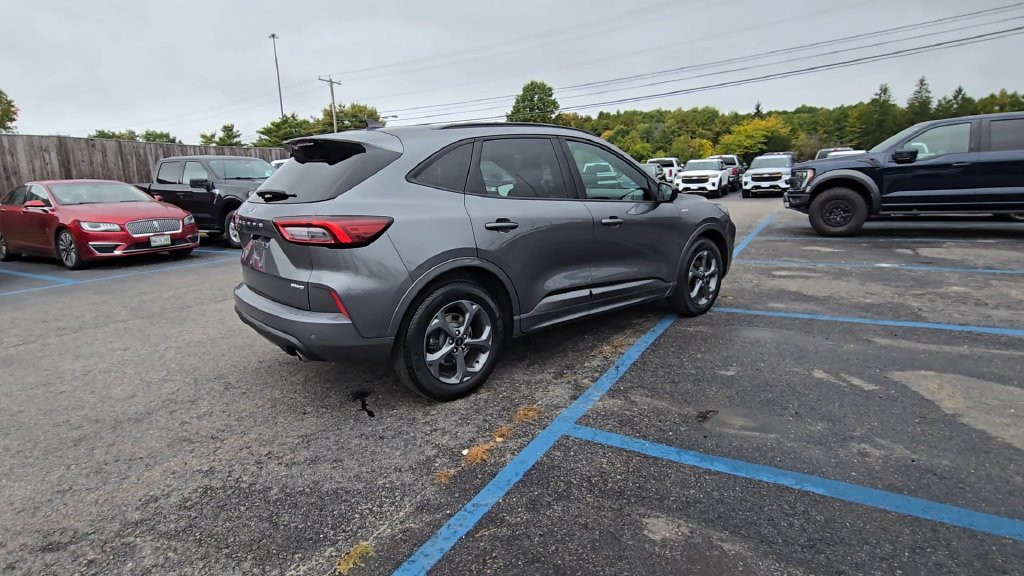 Certified 2023 Ford Escape ST-Line w/ Tech Pack #1 AWD/4WD image 20
