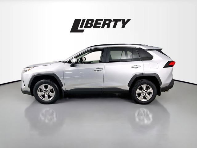 Used 2022 Toyota RAV4 XLE image 6