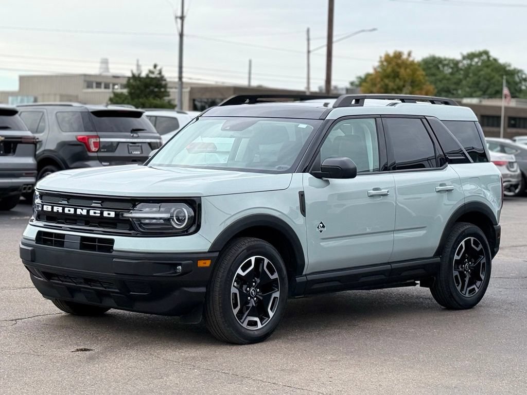 Certified 2023 Ford Bronco Sport Outer Banks w/ Tech Package AWD/4WD image 39