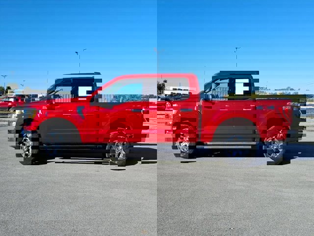 Certified 2022 Ford F150 XLT w/ Equipment Group 302A High image 2