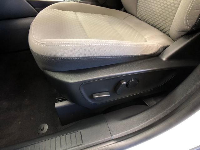 Certified 2022 Ford Escape SE w/ Convenience Package FWD image 11