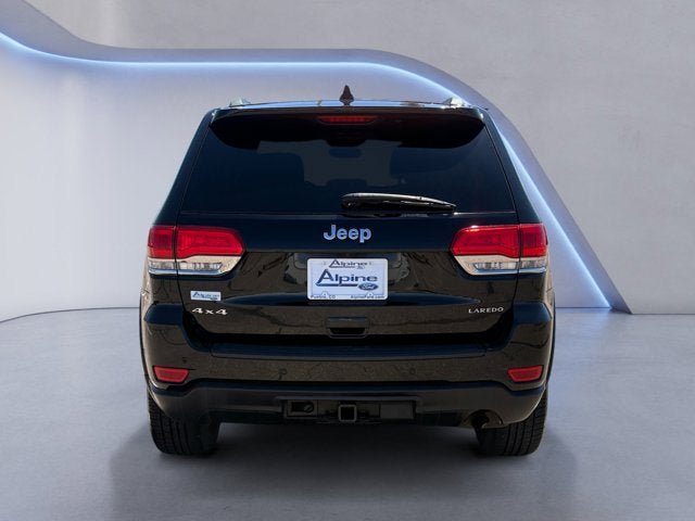 Used 2018 Jeep Grand Cherokee Laredo AWD/4WD image 4