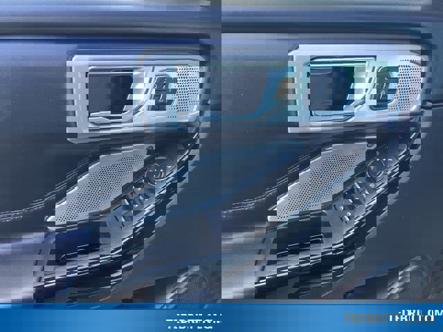 Certified 2022 Ford Explorer Platinum w/ Equipment Group 601A image 45