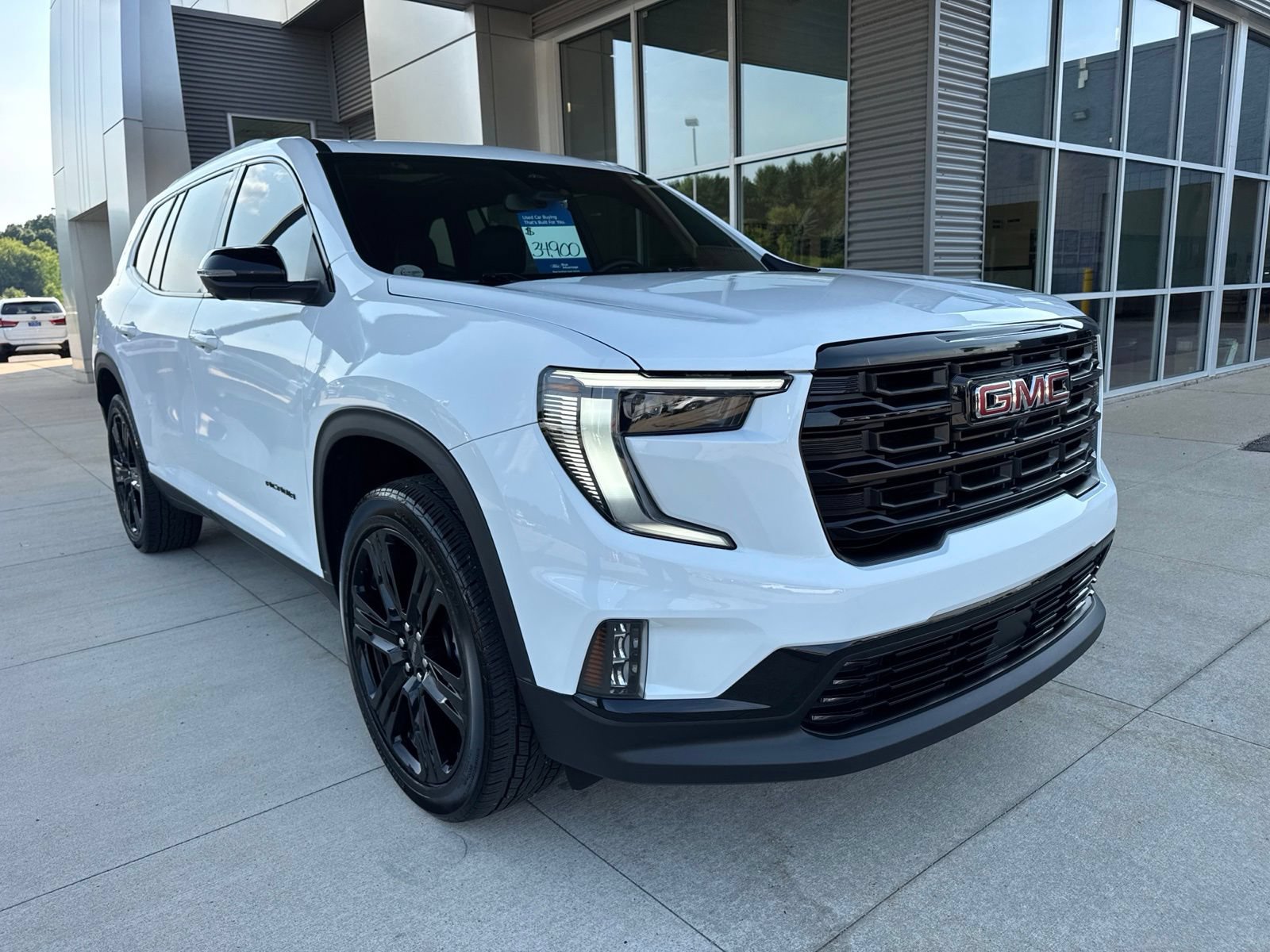 Used 2024 GMC Acadia Elevation w/ Black Edition FWD image 10