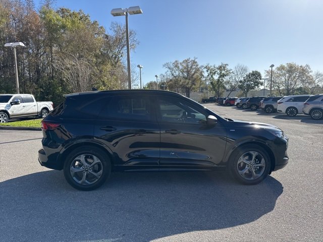 Certified 2023 Ford Escape ST-Line w/ Tech Pack #1 image 7