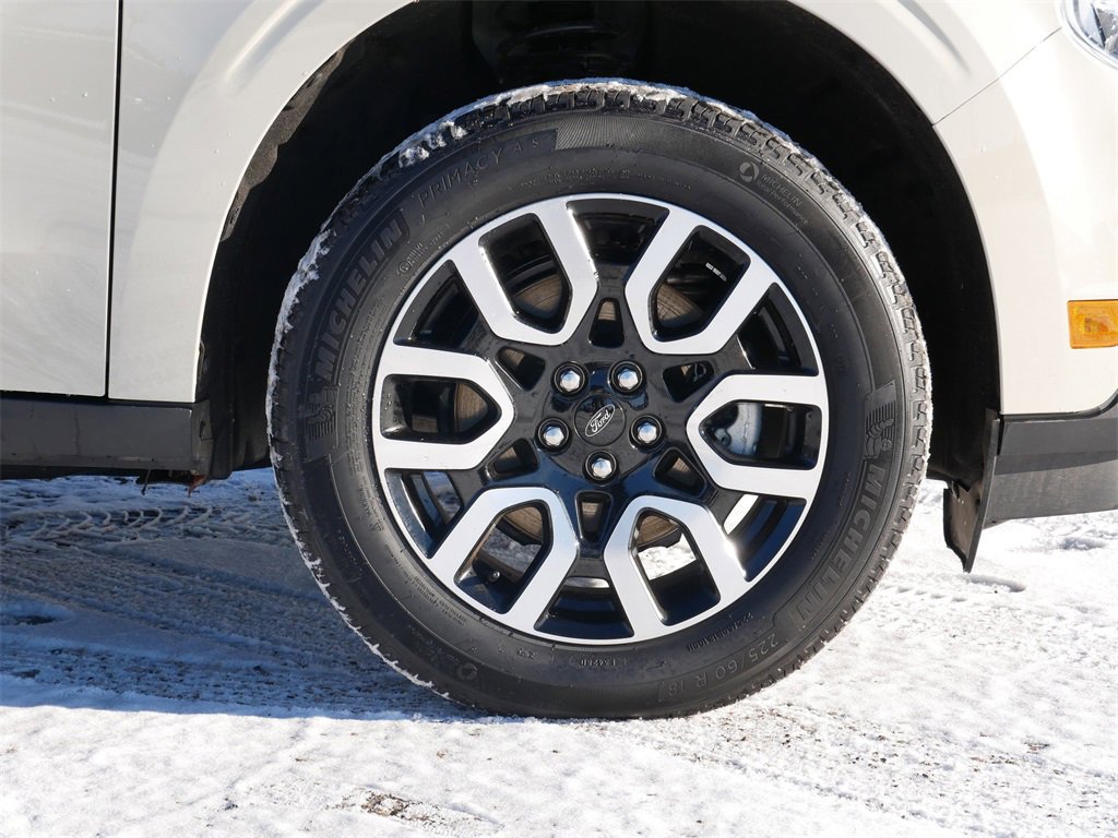 Certified 2024 Ford Maverick Lariat image 7