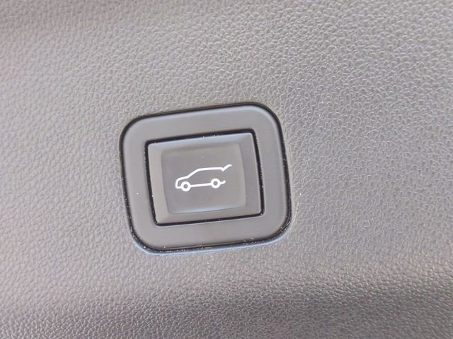 Used 2024 Chevrolet Tahoe Premier image 14