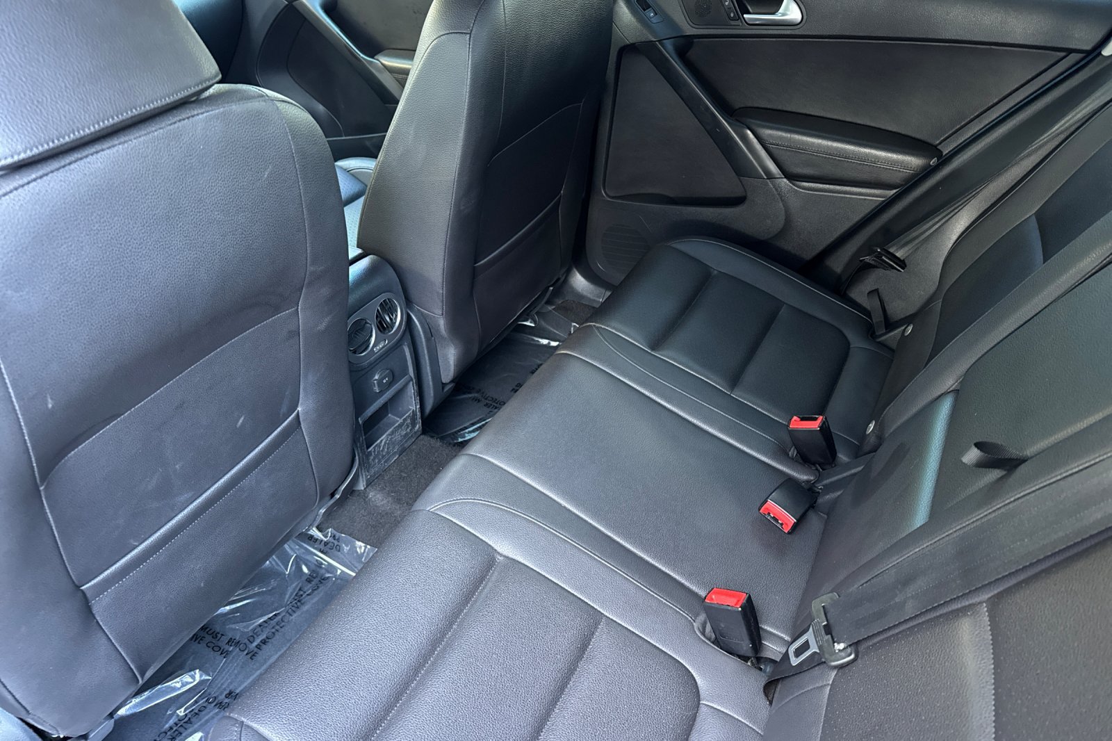 Used 2017 Volkswagen Tiguan S FWD image 13