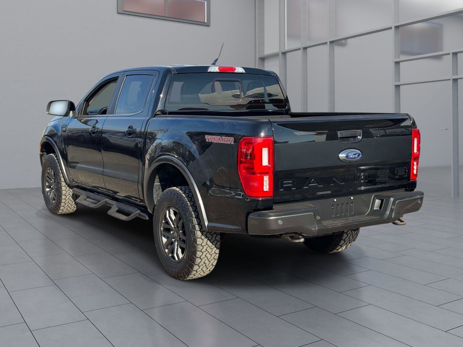 Certified 2023 Ford Ranger Lariat w/ Tremor Off-Road Package AWD/4WD image 5