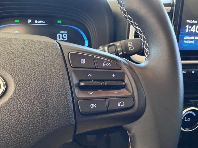 Used 2025 Hyundai Venue Limited FWD image 16