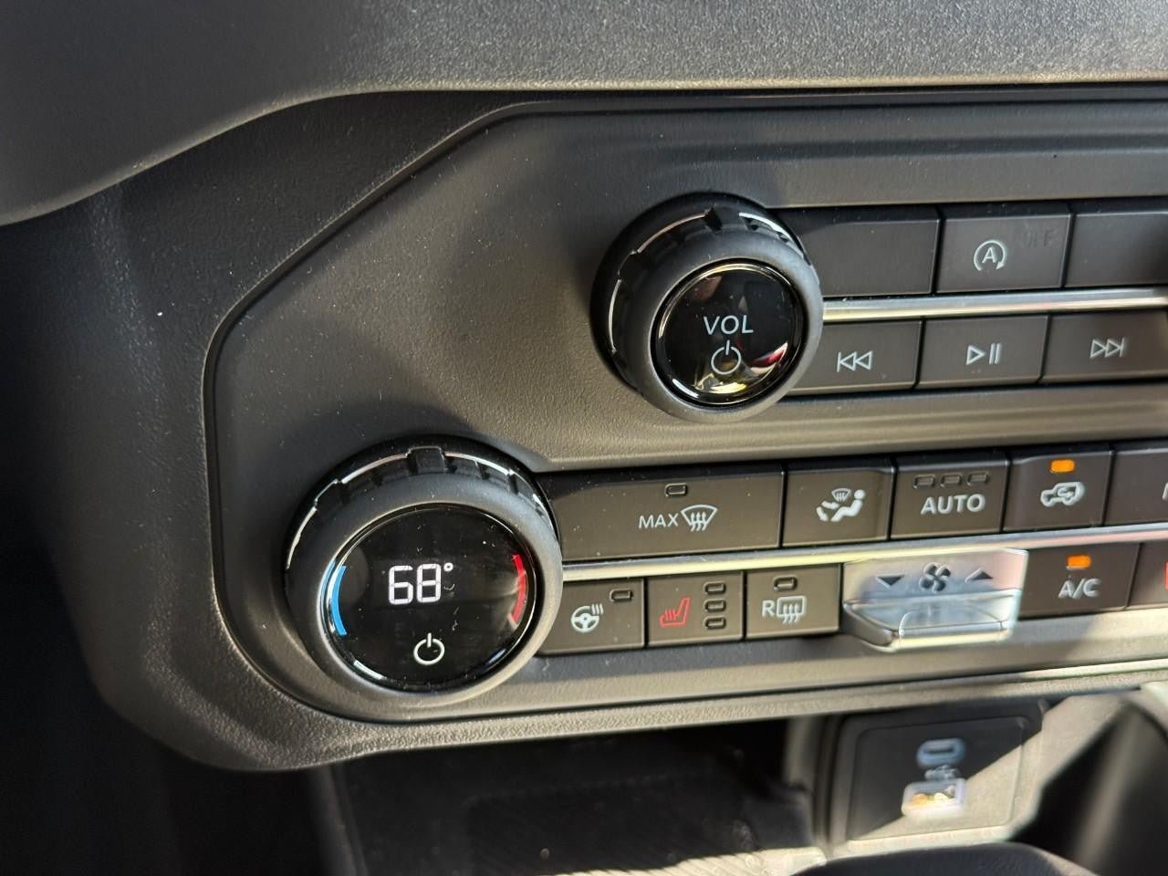Certified 2025 Ford Bronco Outer Banks AWD/4WD image 20