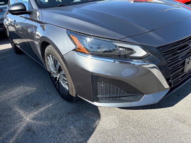 Used 2024 Nissan Altima 2.5 SV image 5