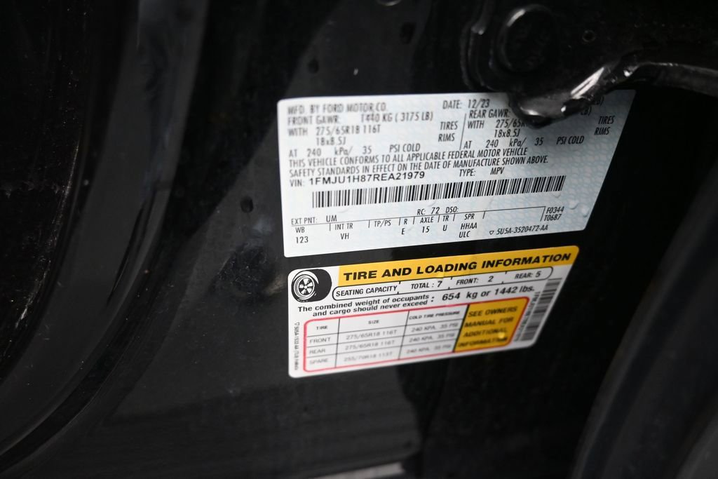 Certified 2024 Ford Expedition XLT RWD image 20