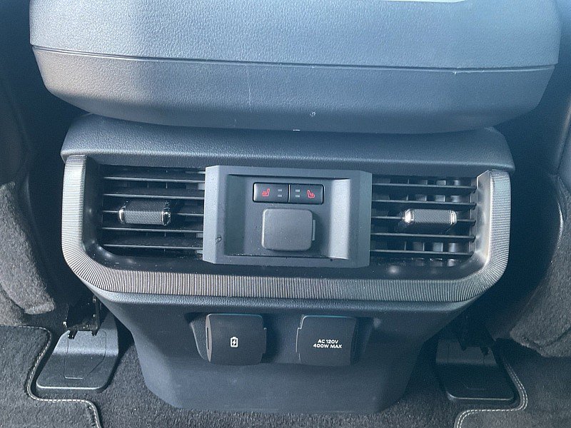 Certified 2023 Ford F150 Platinum w/ Equipment Group 701A High image 28