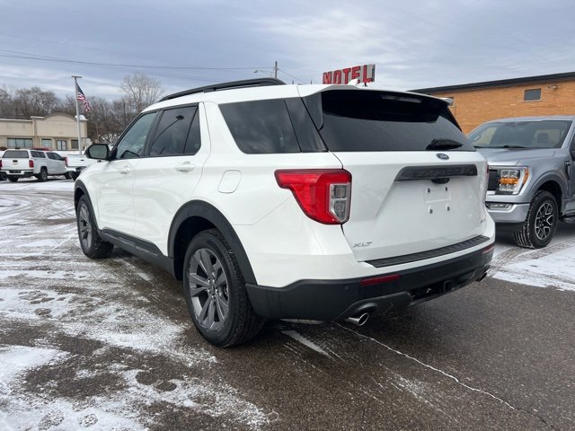 Certified 2023 Ford Explorer XLT w/ Equipment Group 202A image 6