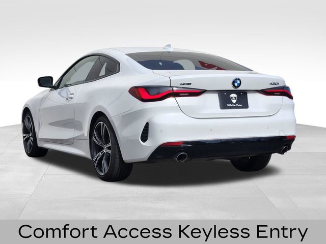 Used 2022 BMW 430i xDrive Coupe w/ Convenience Package image 3