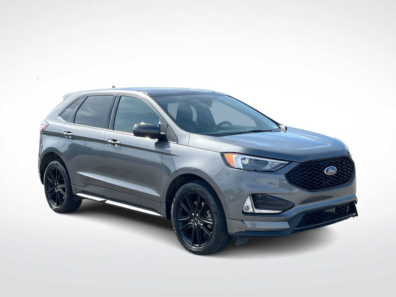 Certified 2024 Ford Edge ST-Line AWD/4WD image 2