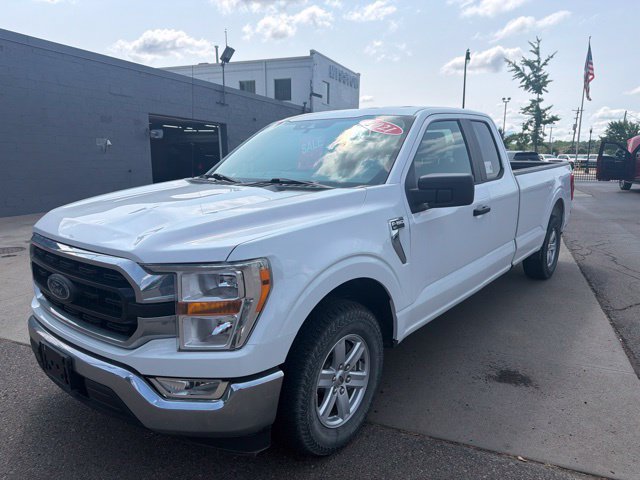 Certified 2021 Ford F150 XLT RWD image 3