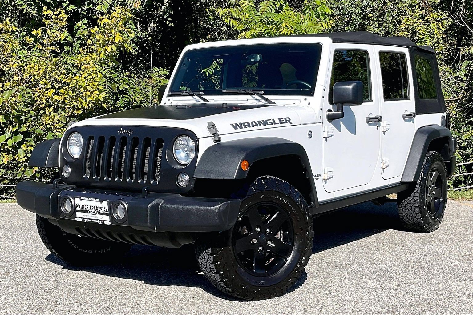 Used 2017 Jeep Wrangler Unlimited Sport AWD/4WD image 3