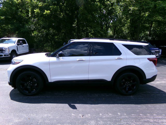 Certified 2023 Ford Explorer ST-Line w/ Class IV Trailer Tow Package AWD/4WD image 6