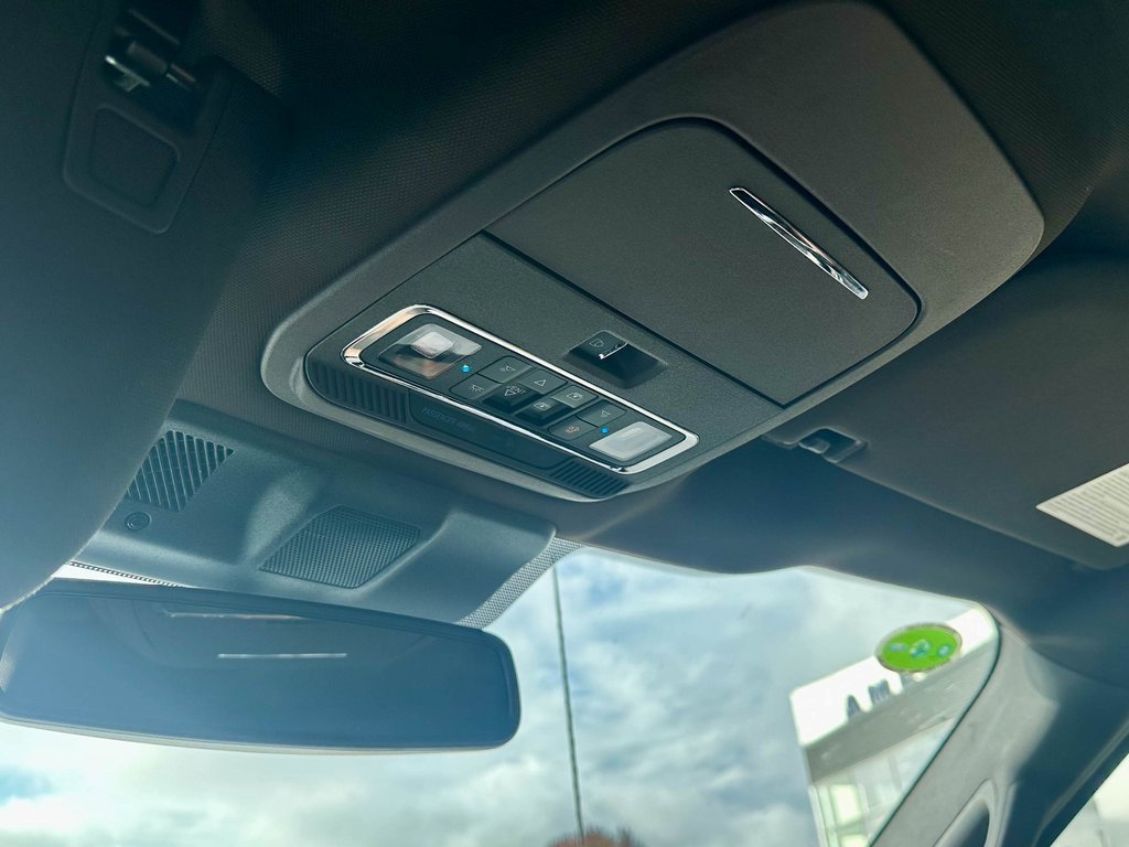 Certified 2025 Ford F150 King Ranch image 30