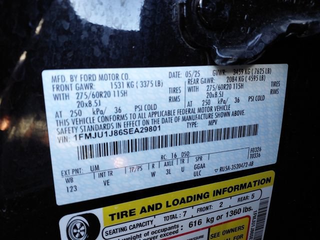 Certified 2025 Ford Expedition Active AWD/4WD image 25