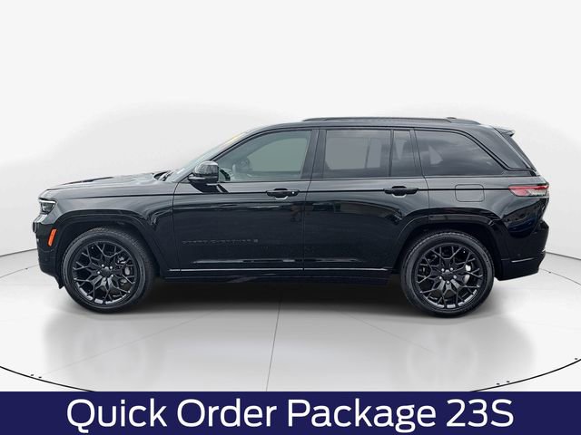 Used 2025 Jeep Grand Cherokee Summit w/ Obsidian Package AWD/4WD image 8